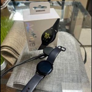 Samsung A2 fitness tracker used 2 years old.